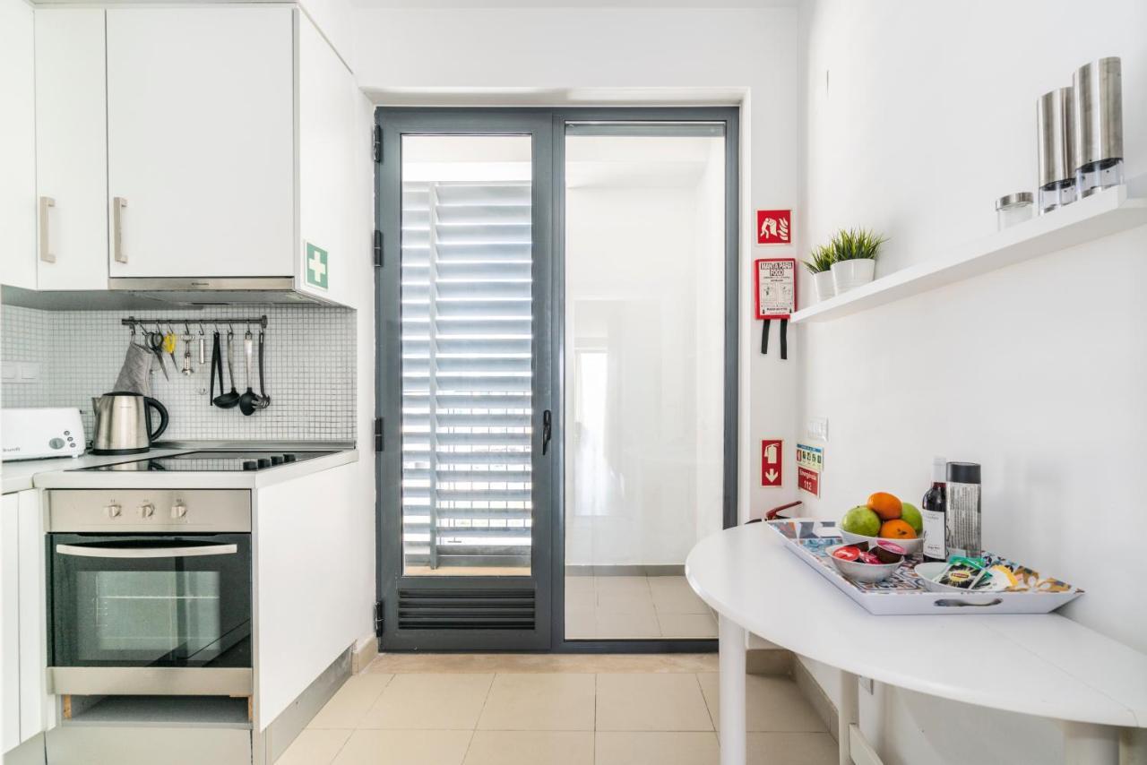 Bright & Spacious 2 Bed Flat 2 Bath W Garage In Lagos Marina Εξωτερικό φωτογραφία
