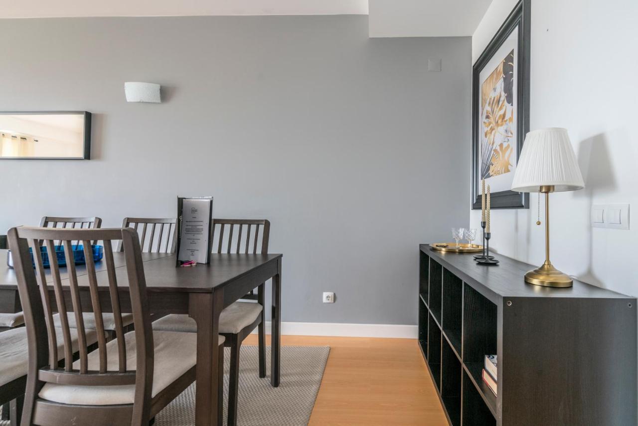 Bright & Spacious 2 Bed Flat 2 Bath W Garage In Lagos Marina Εξωτερικό φωτογραφία